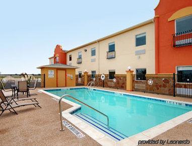 Lone Star Inn & Suites Гроесбек Зручності фото